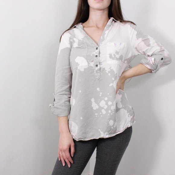 *Le Chateau Twill Henley Acid Dyed Blouse - Picture 1 of 5